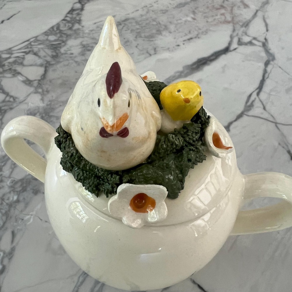 Vintage handmade Cottagecore Hen sugar bowl with lid - Picture 5 of 9